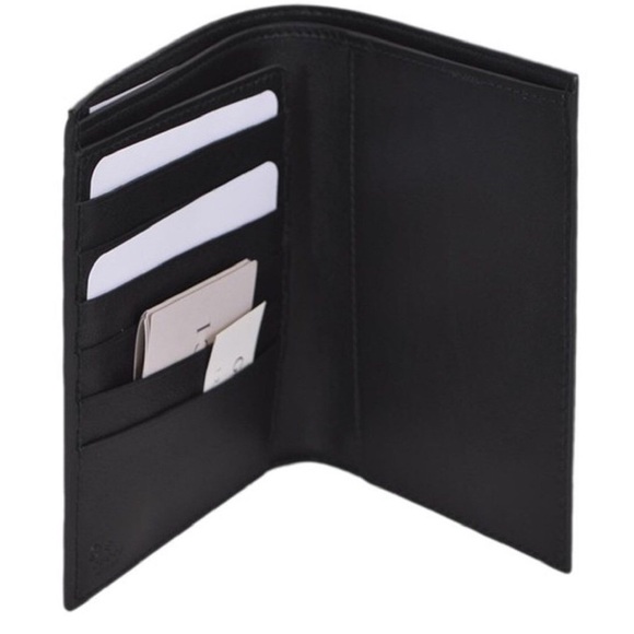 🆕 Gucci Passport Holder Black Leather ✈️🏝🏙 - Picture 2 of 13